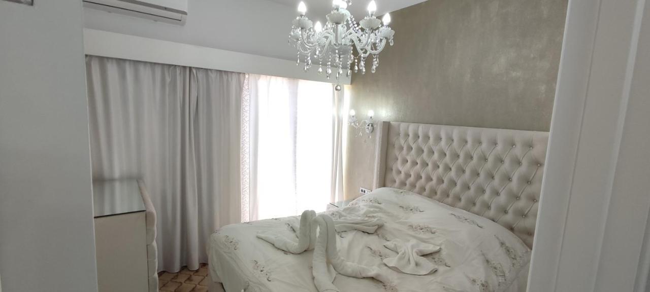 Ixian House Apartment Extérieur photo