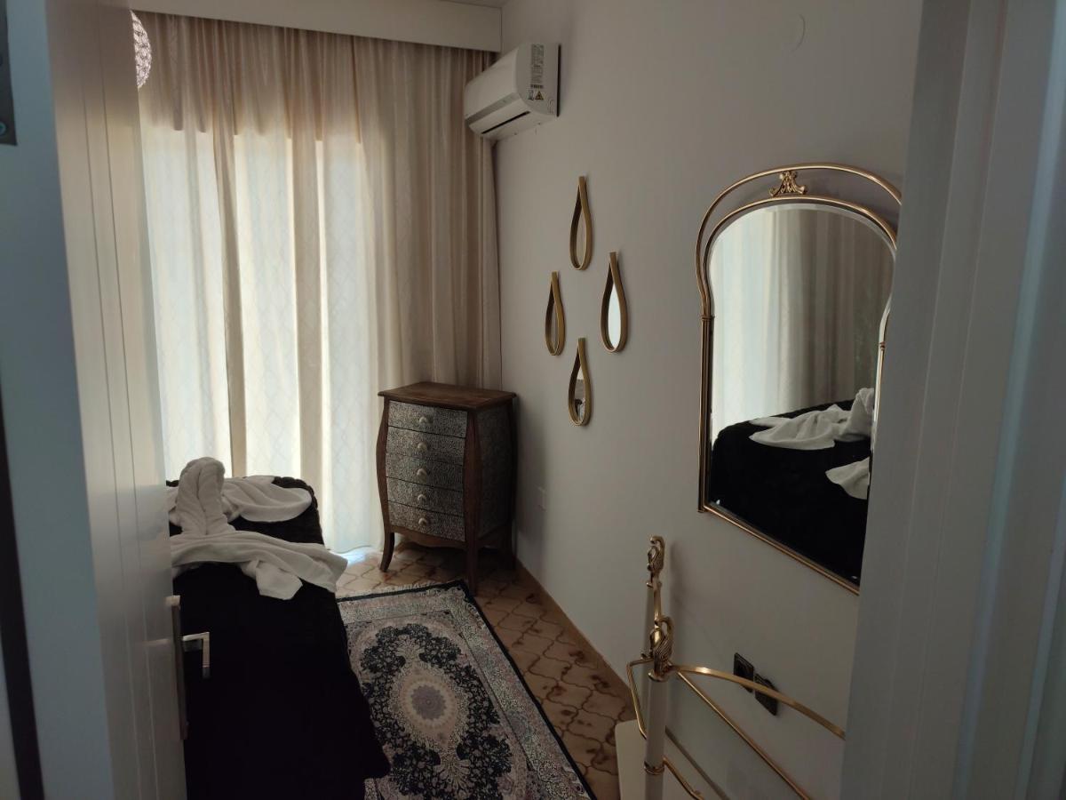 Ixian House Apartment Extérieur photo